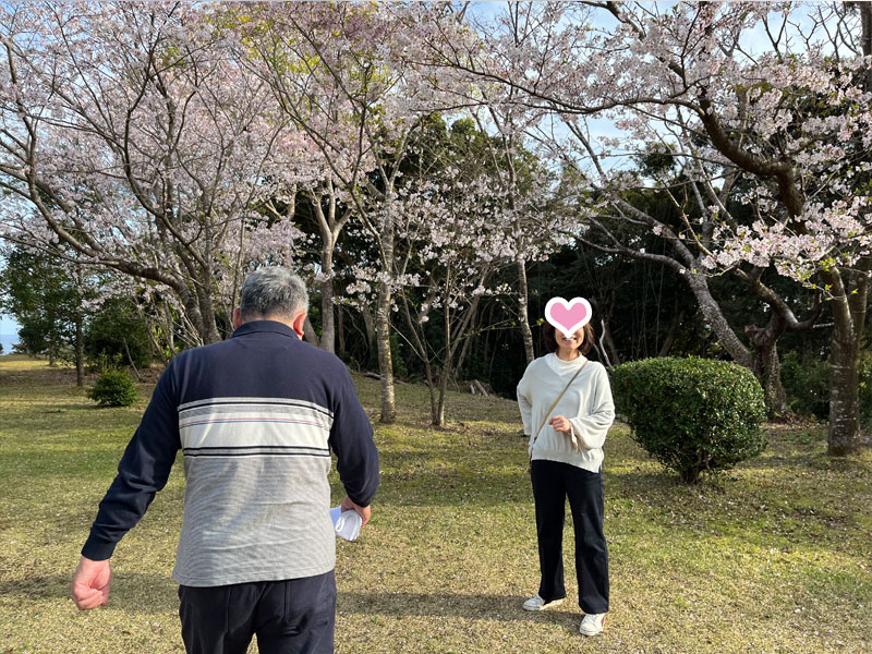 中の島の遊歩道でお花見