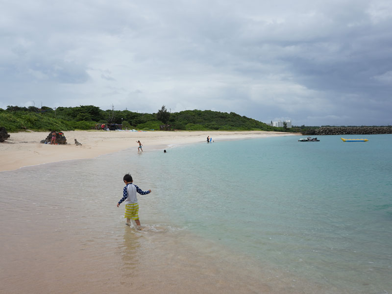 与論島ウドノスビーチ